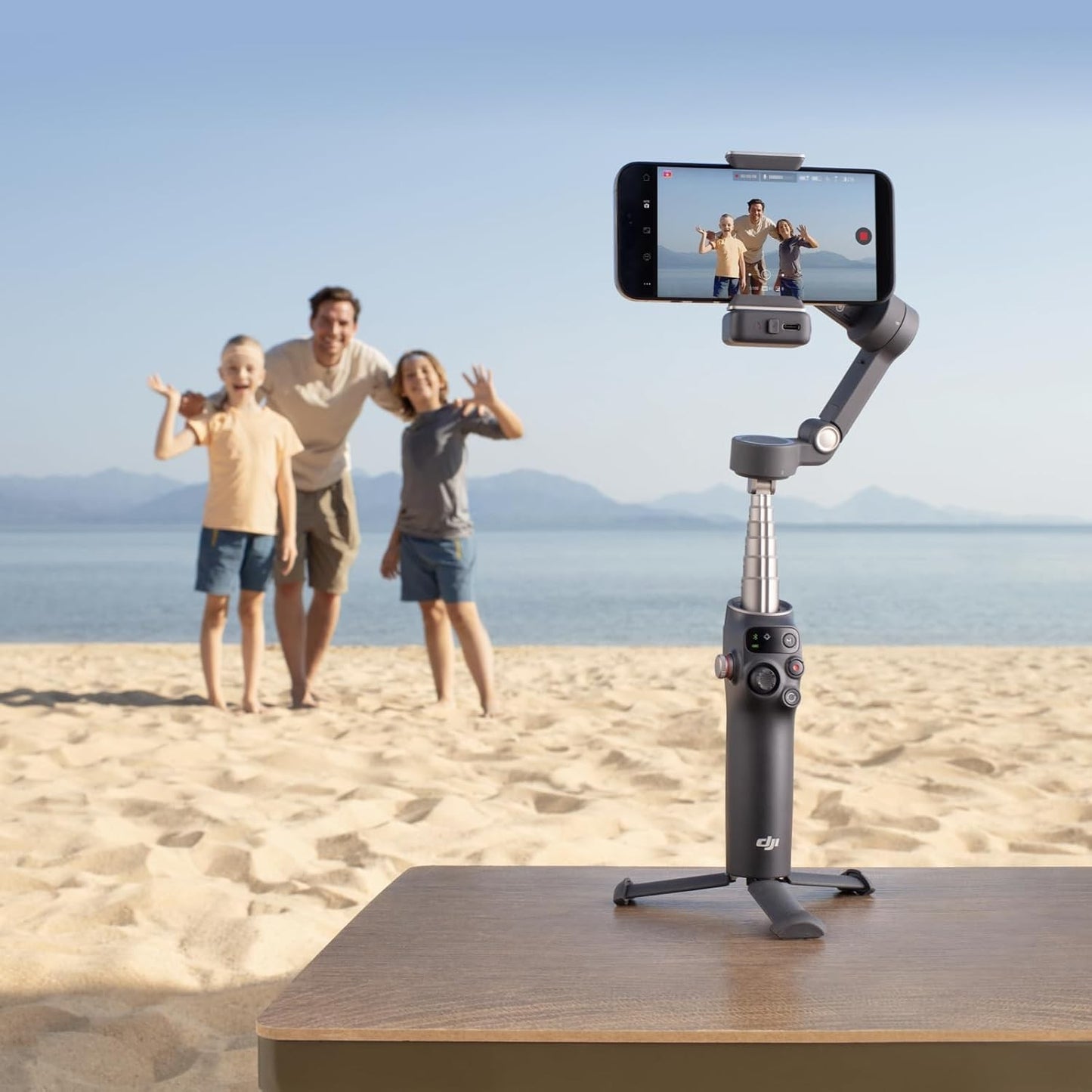 DJI Osmo Mobile 8 Gimbal Stabilizer for Phone, AI Native Tracking with Audio & L